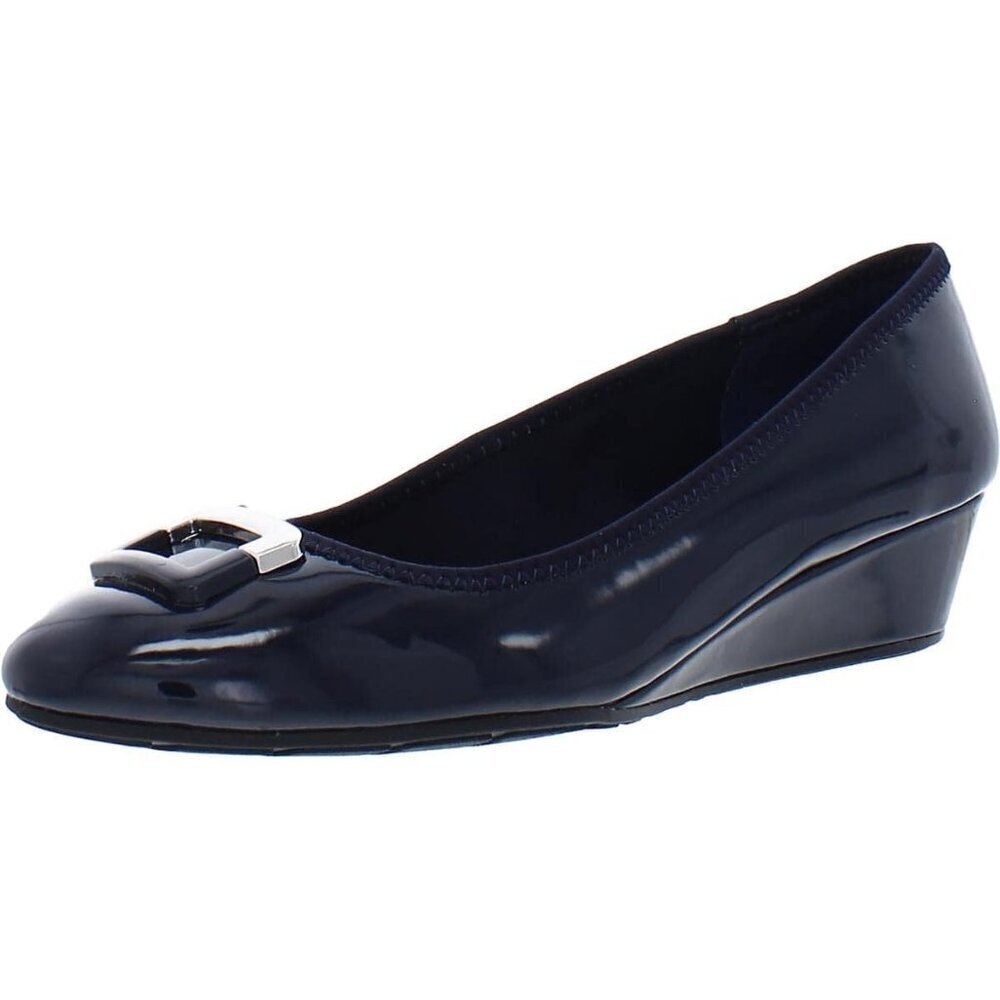 Bandolino Womens Medium Blue Closed Rounded Toe Flexible Wedge Flat Tad Pump